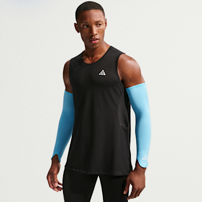 Nike ACG UV Cooling Sleeves (1 Pair). Nike.com